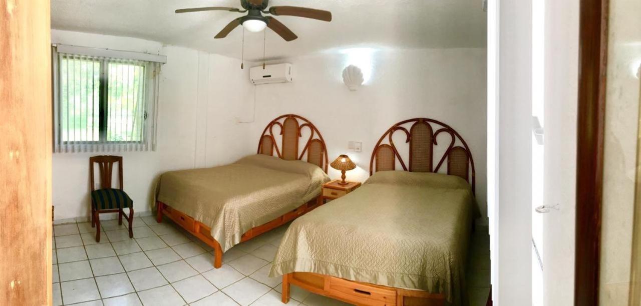 Villas Paraiso Manzanillo,Club Santiago Casa Playa Buitenkant foto